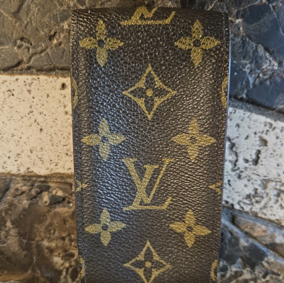 Louis Vuitton Canvas monogram Cigarette Cigar Tampon Holder fold in Flap - Picture 3 of 11